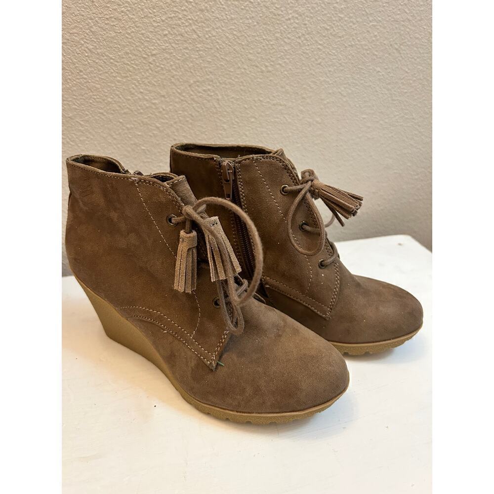 Mia Baylie wedge‎ booties size 7